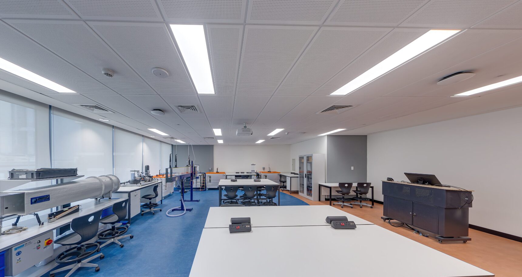 University of Wollongong in Dubai — photo 2